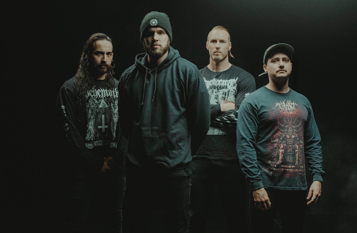 AVERSIONS CROWN – parlano delle canzoni di “Hell Will Come For Us All”