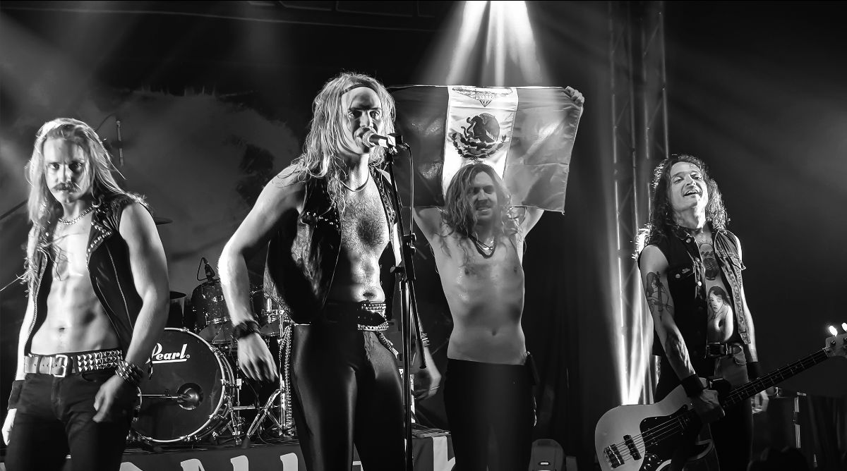 ENFORCER – pubblicano il nuovo singolo “Destroyer (live in Mexico)” e annunciano la premiere su YouTube del concerto “Live By Fire II”