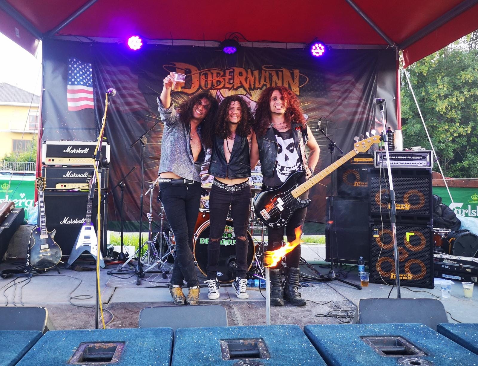DOBERMANN – sul palco di Hard Rock Hell 2022, insieme a The Darkness, Skid Row e Ugly Kid Joe